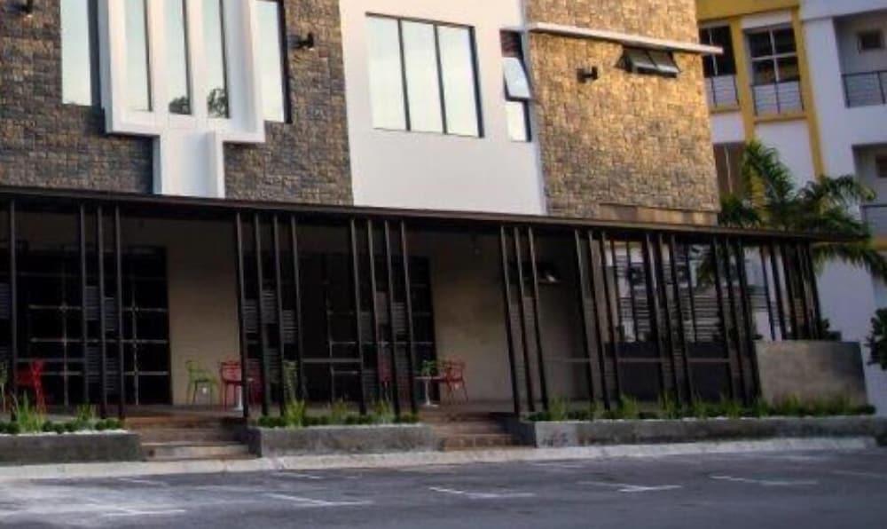 心情酒店 新山 外观 照片